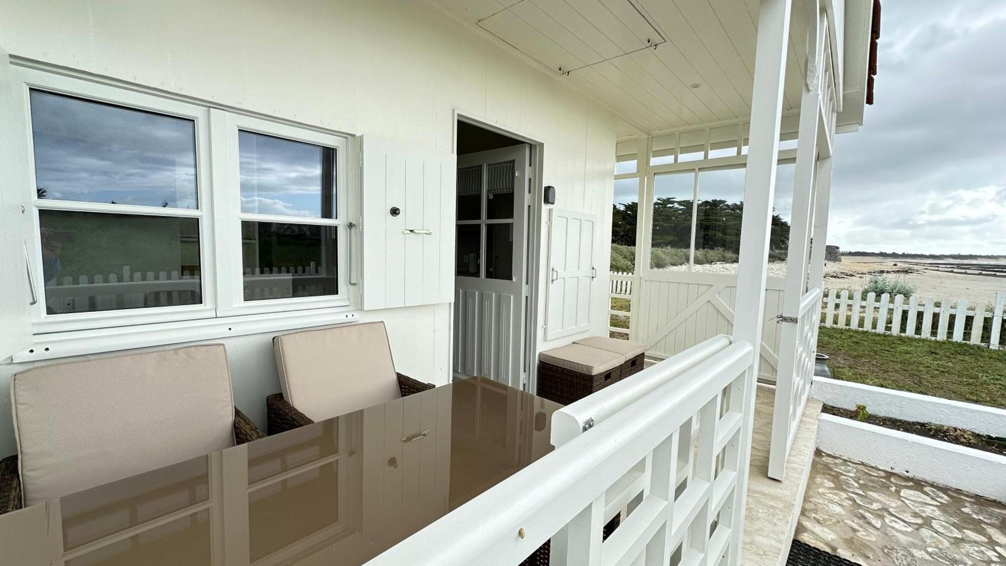 Maison Sur La Plage Avec Vue Mer Panoramique Le Martray Luaran gambar
