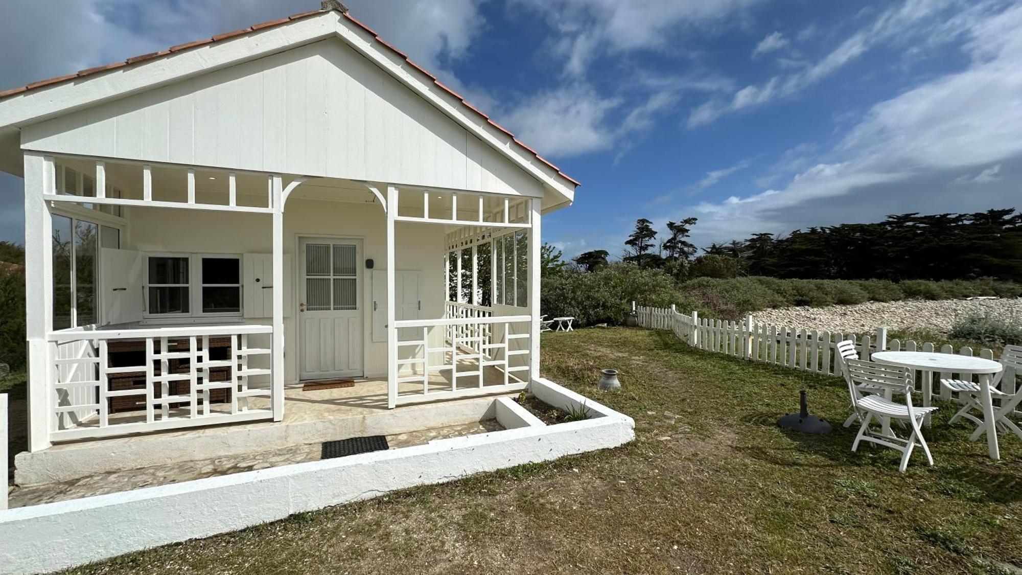 Maison Sur La Plage Avec Vue Mer Panoramique Le Martray Luaran gambar