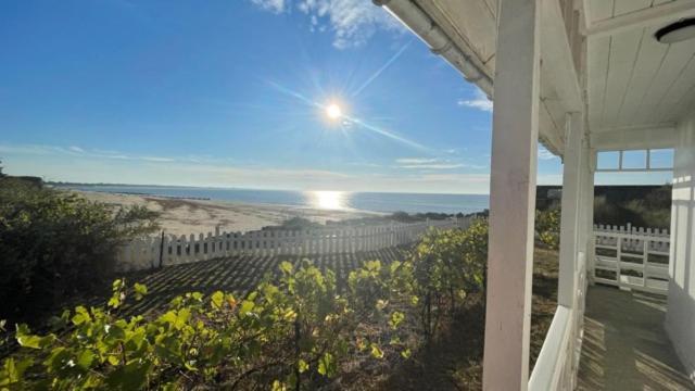 Maison Sur La Plage Avec Vue Mer Panoramique Le Martray Luaran gambar